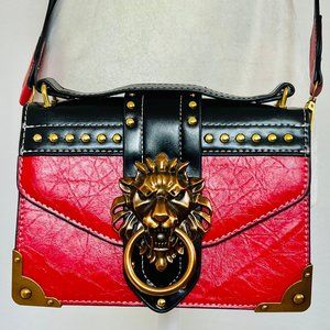 NWT Smile Focus 'Leo' Red Leather Lion Head Knocker Crossbody Luxury Handbag